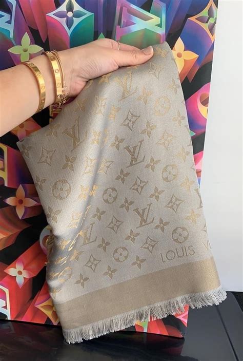 louis vuitton scarf greige|Louis Vuitton scarf s00.